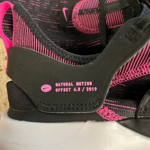 NIKE Flex Contact 3 Running Sneakers - Picture 9 of 11